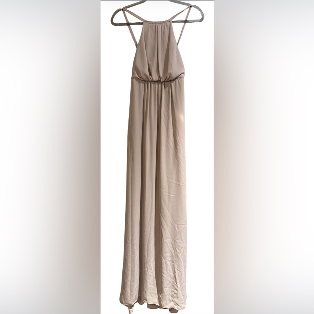 Show Me Your Mumu Open Back cream
Halter Maxi Dress Sz-S